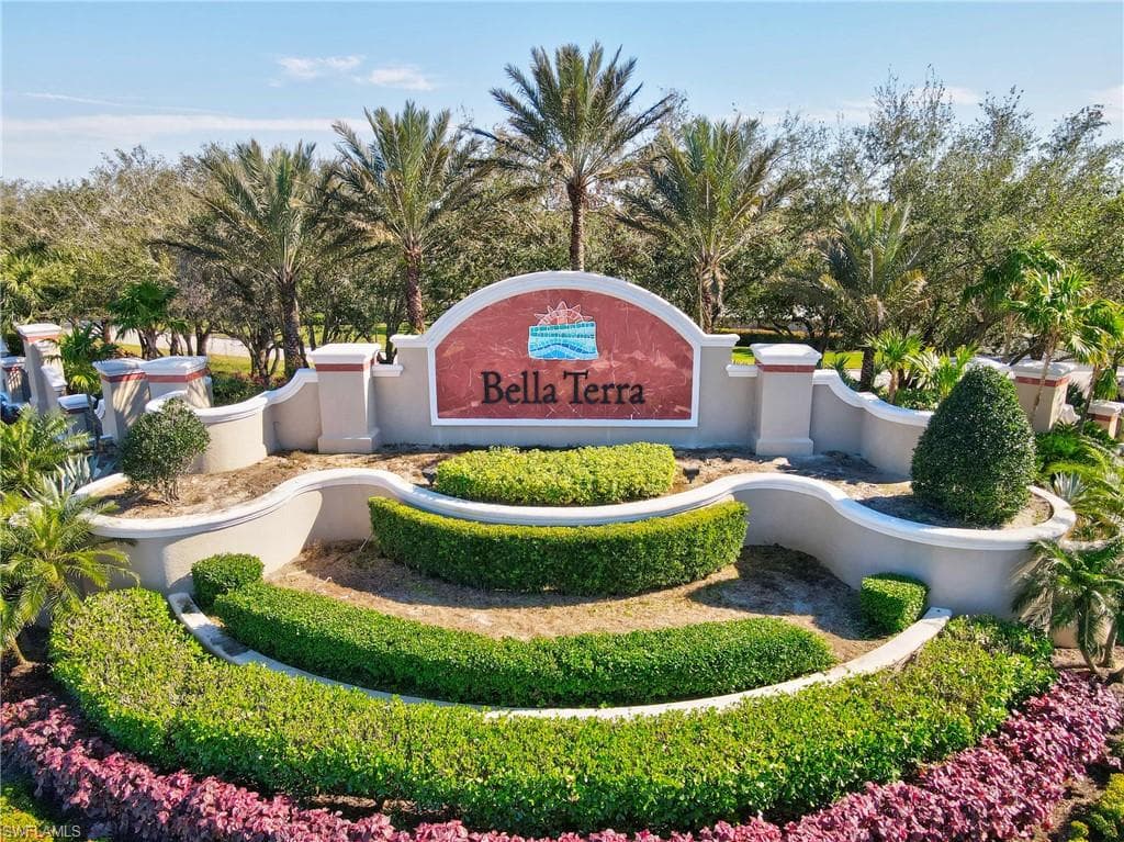 20428 Torre Del Lago ST-48