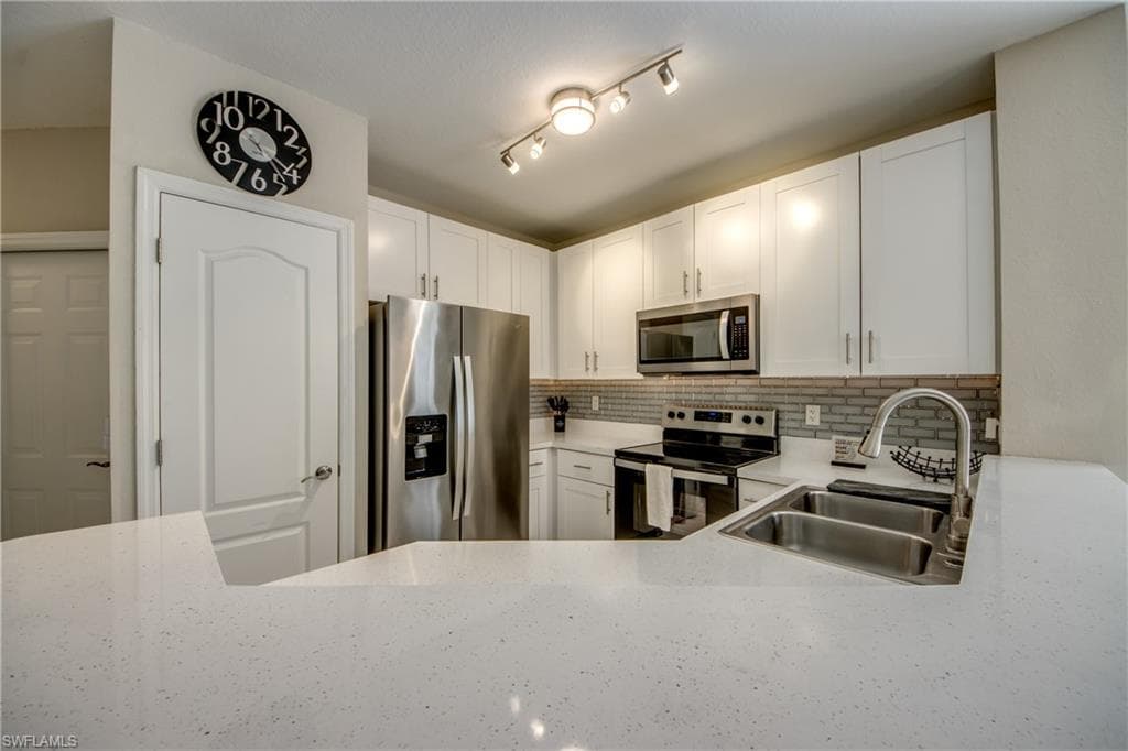 8531 Athena CT-7