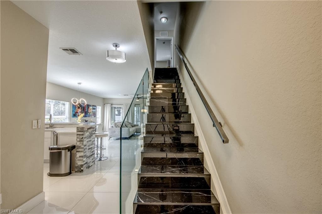 8531 Athena CT-18
