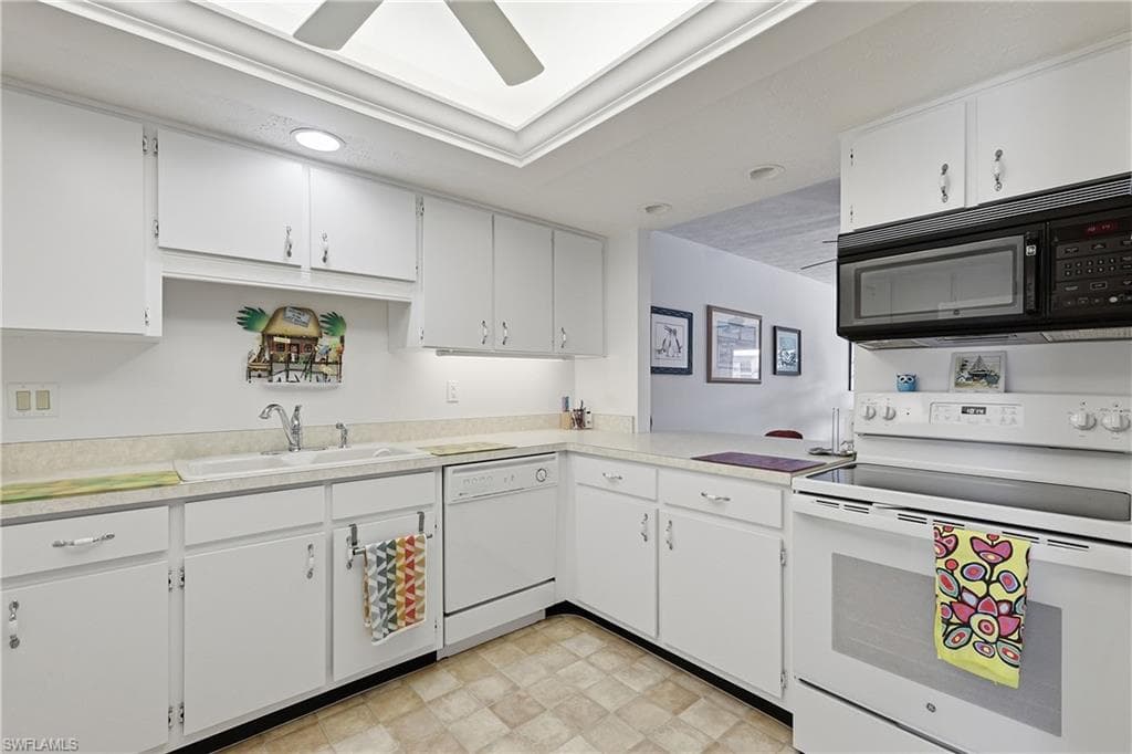 4005 SE 19th PL 8-10