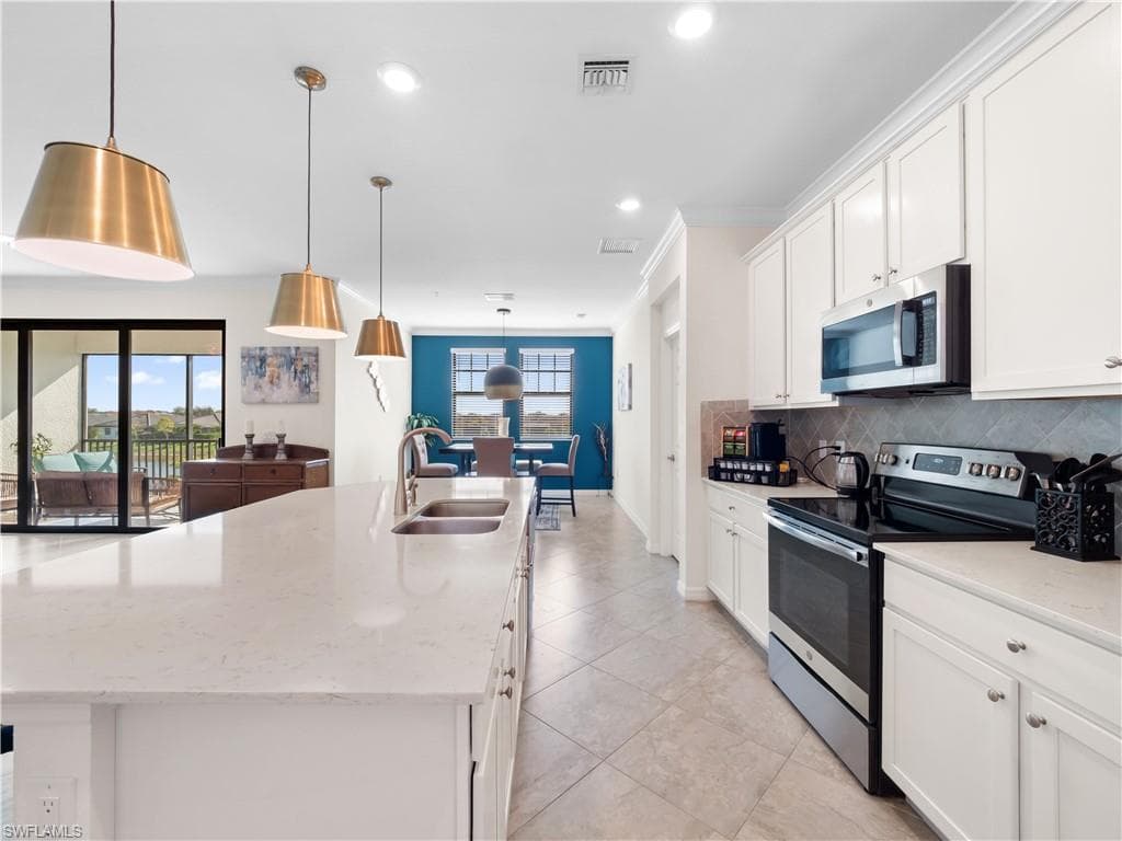 11785 Grand Belvedere WAY 202-13