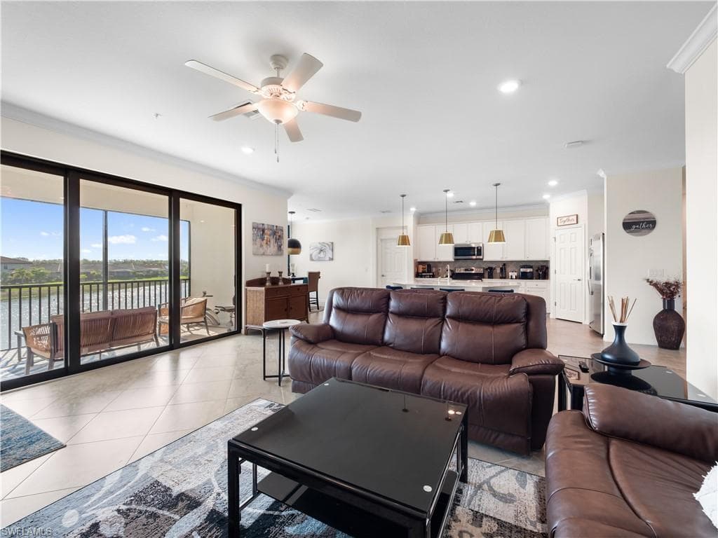 11785 Grand Belvedere WAY 202-7