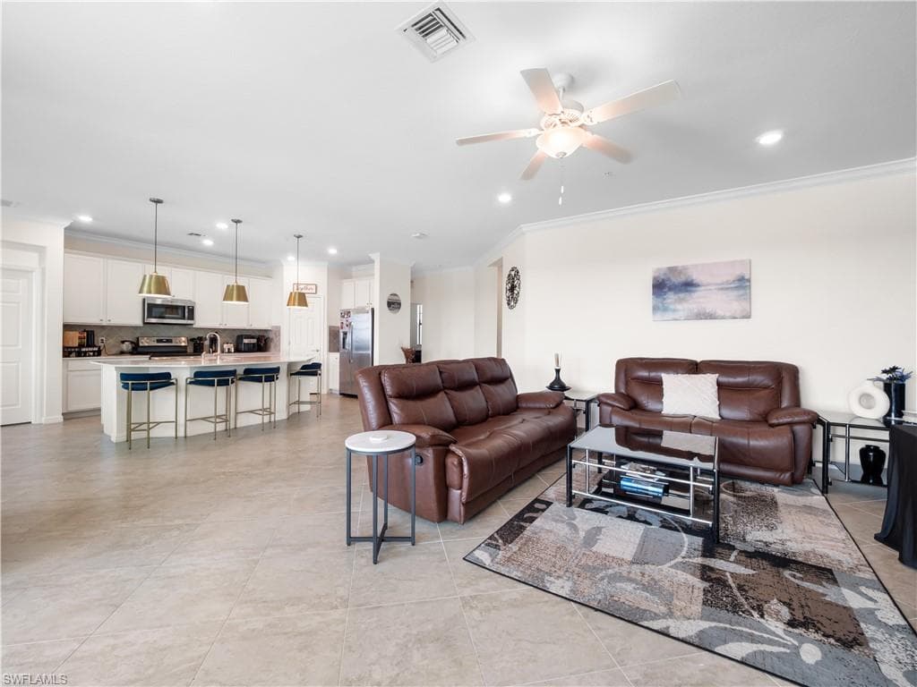 11785 Grand Belvedere WAY 202-10