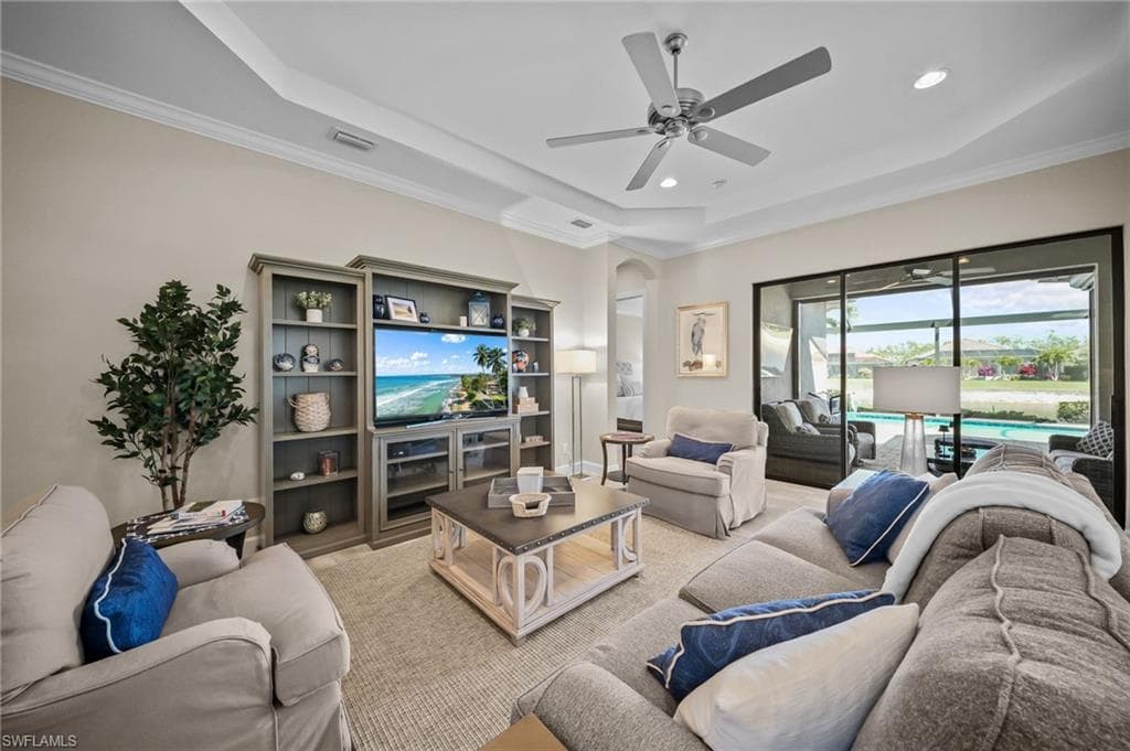 9361 Terresina DR-2