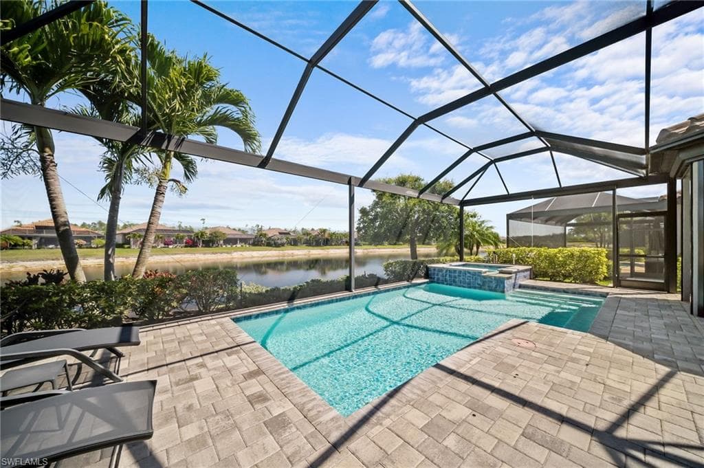 9361 Terresina DR-31