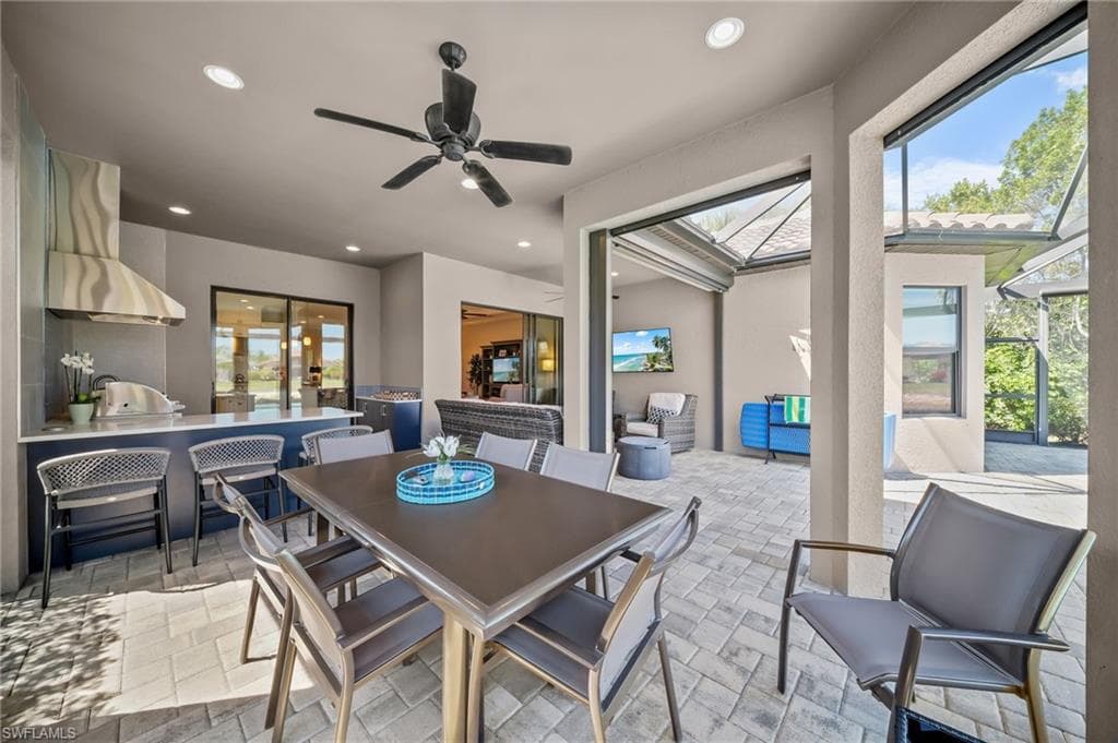 9361 Terresina DR-34