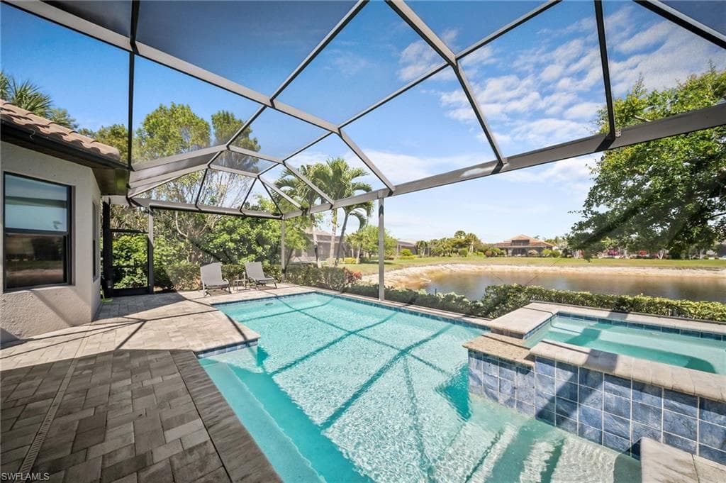 9361 Terresina DR-32