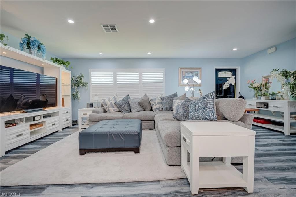 1089 N Town And River DR-6