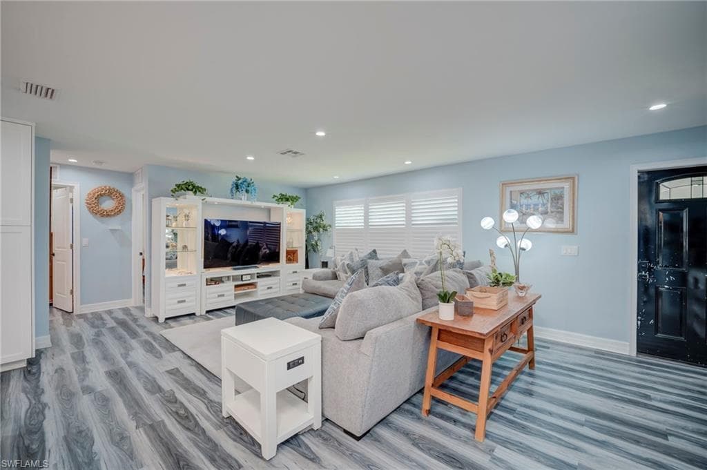 1089 N Town And River DR-5