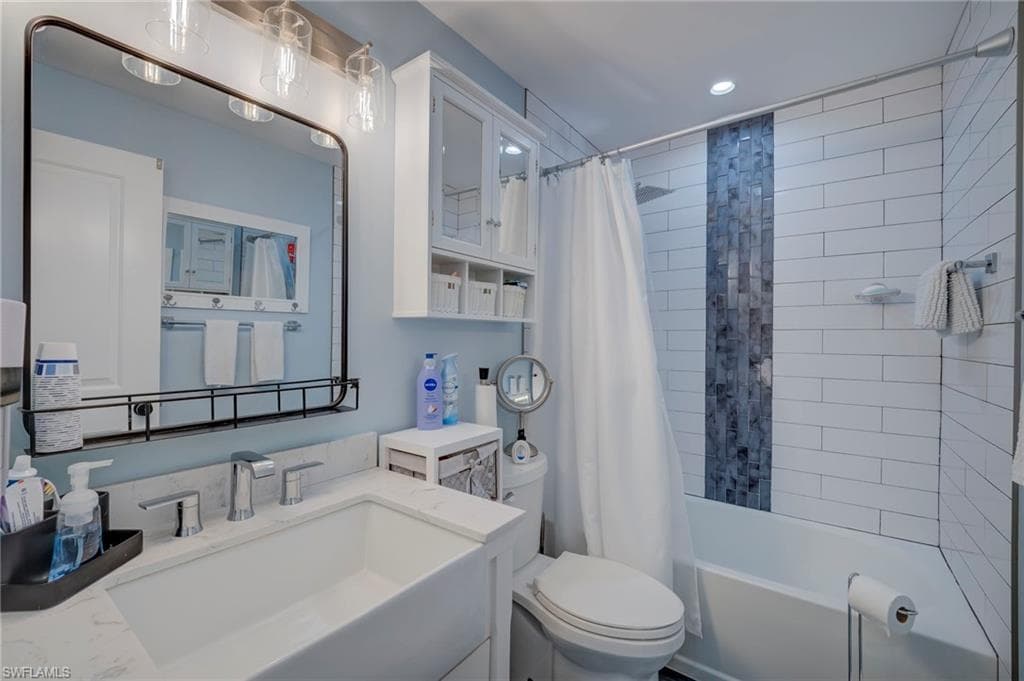 1089 N Town And River DR-20