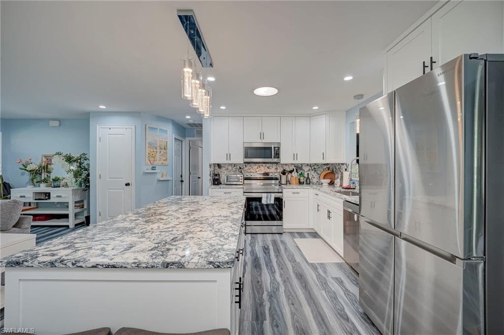 1089 N Town And River DR-10