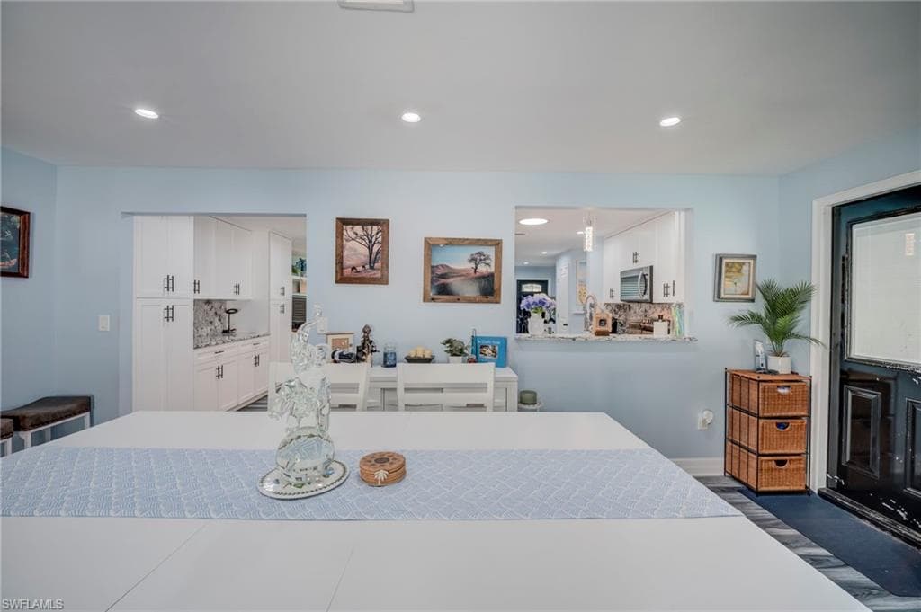 1089 N Town And River DR-14