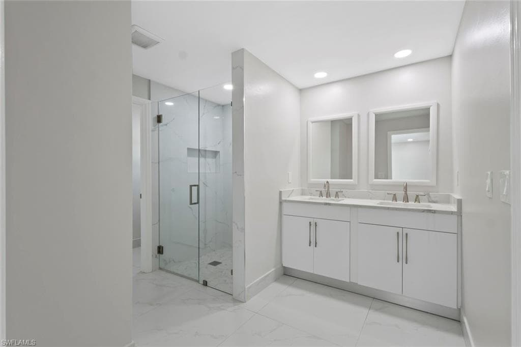 107 Albatross ST-22