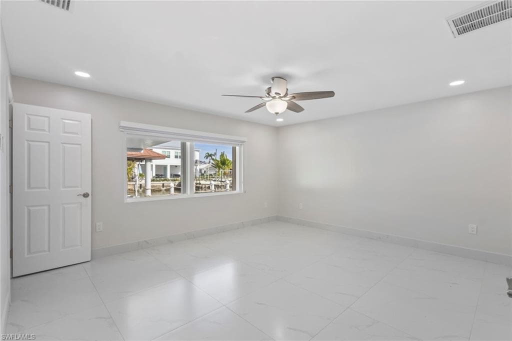 107 Albatross ST-20