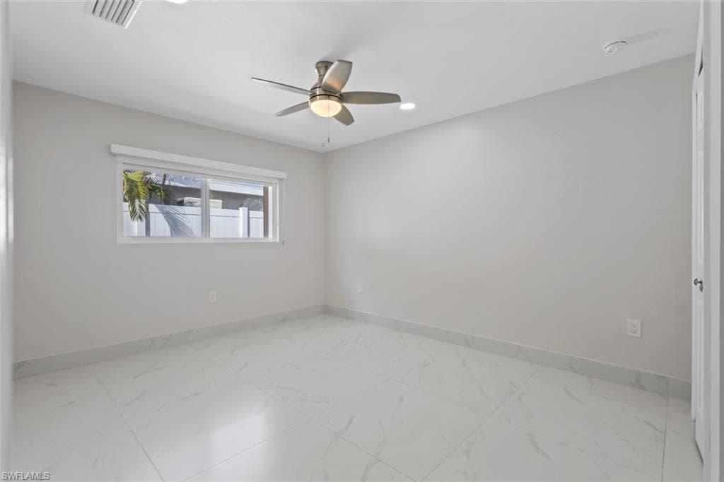 107 Albatross ST-19
