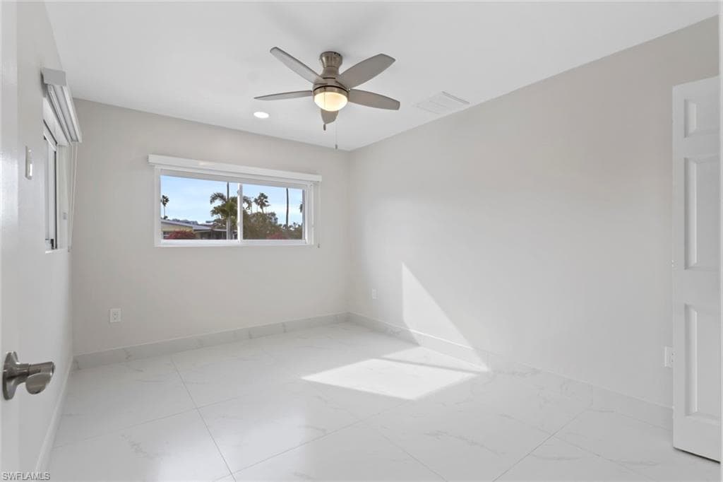 107 Albatross ST-21