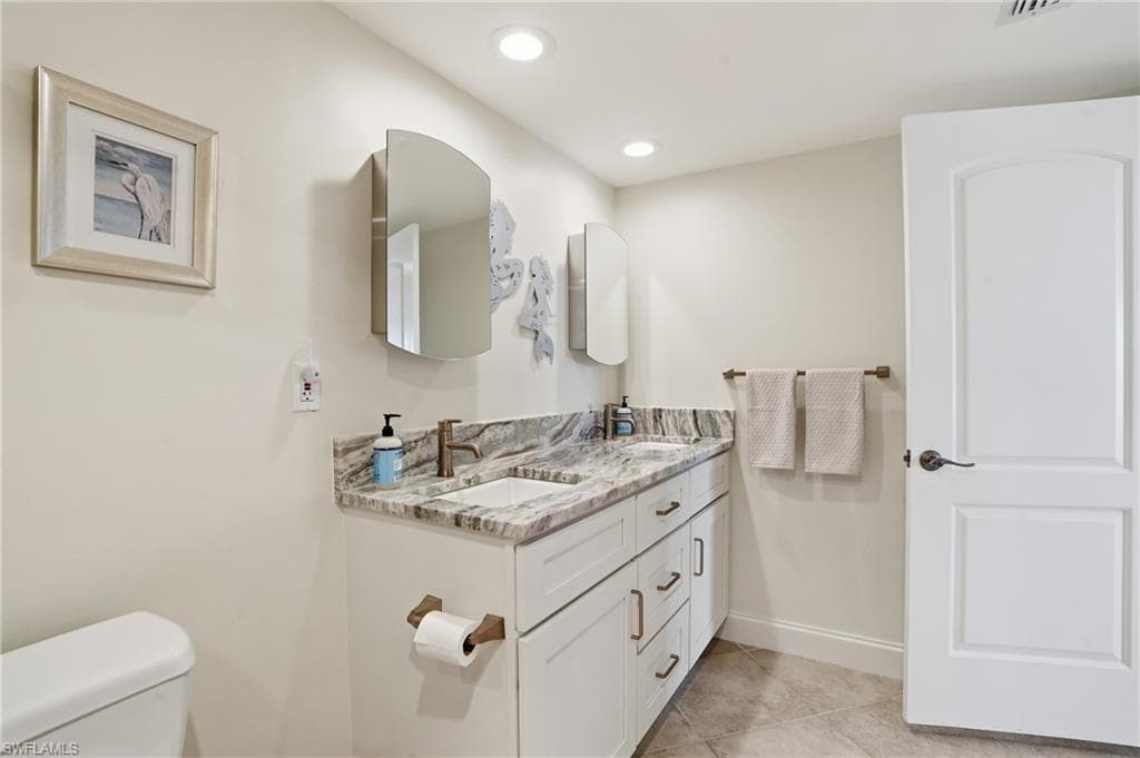 8403 Estero BLVD 201-30