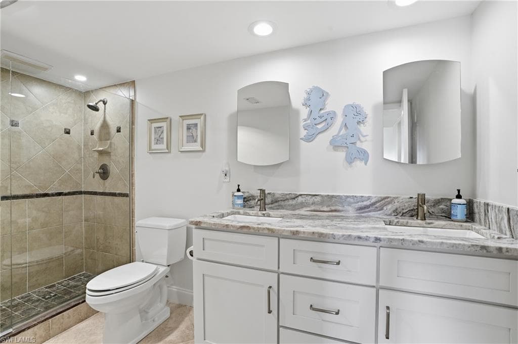 8403 Estero BLVD 201-29