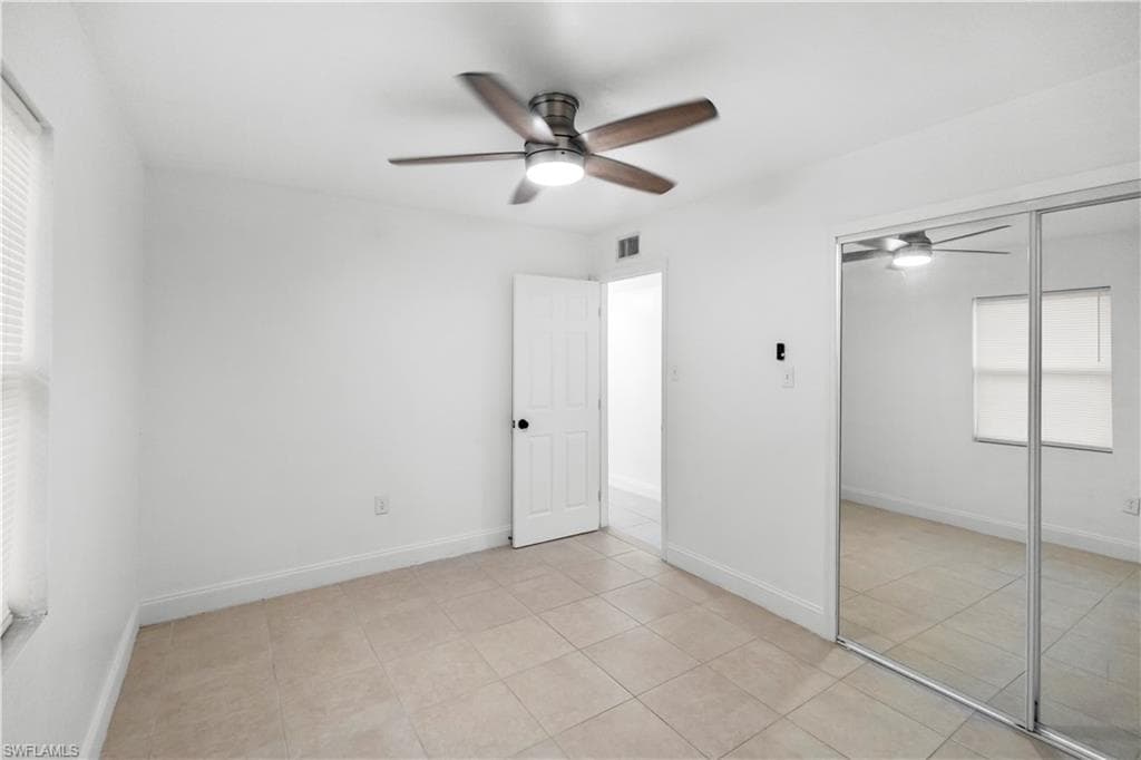 48 Victoria DR-22