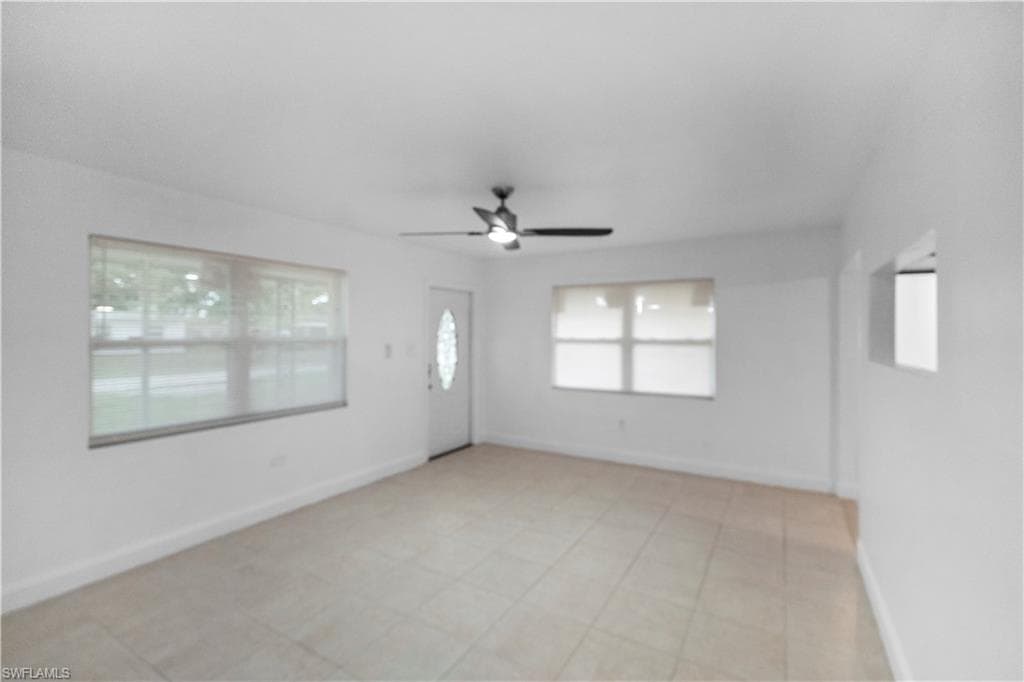 48 Victoria DR-8