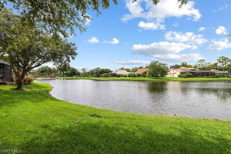 433 Crestwood LN-6