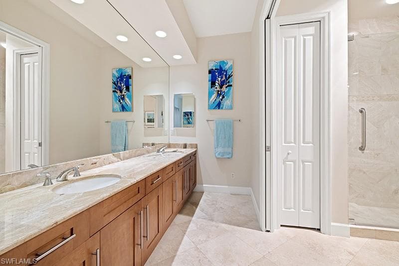 433 Crestwood LN-21