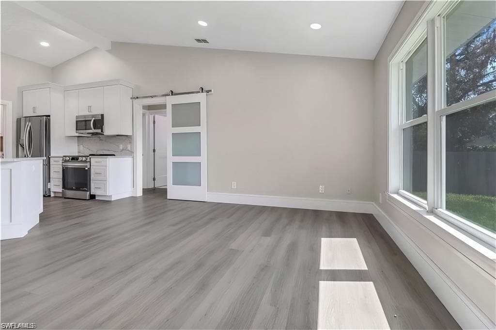 270 Madison DR-8