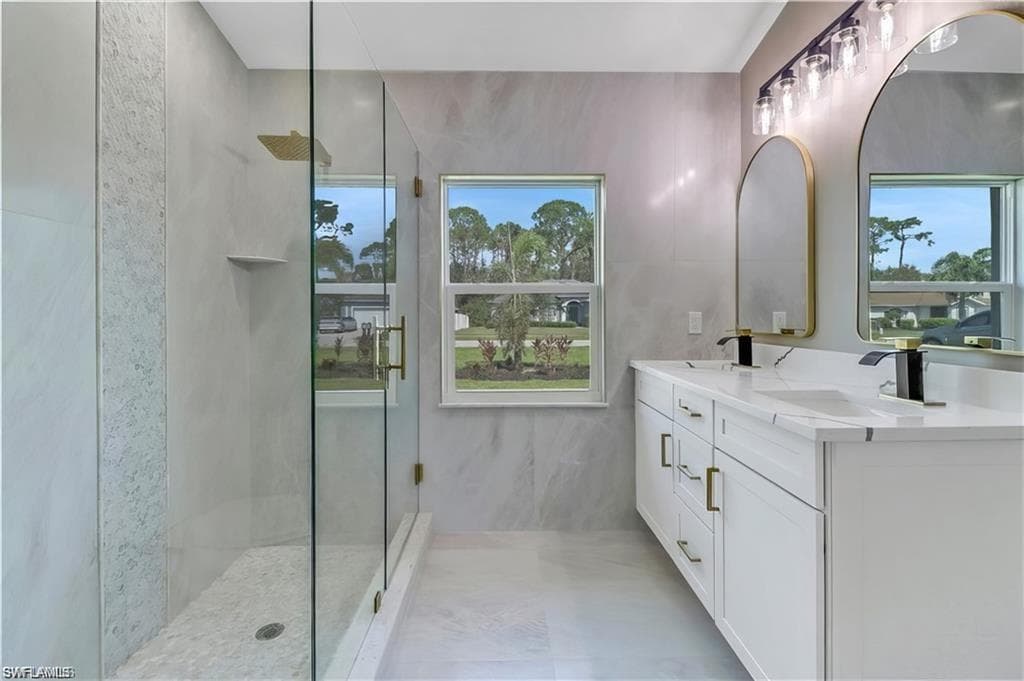 270 Madison DR-21