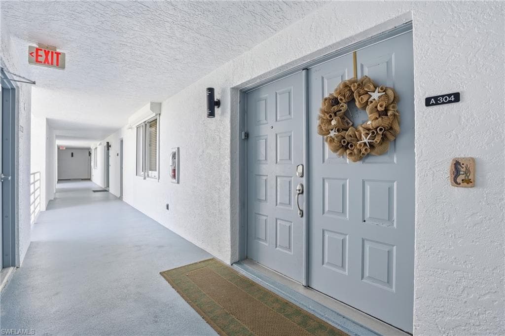 4745 Estero BLVD 304-6