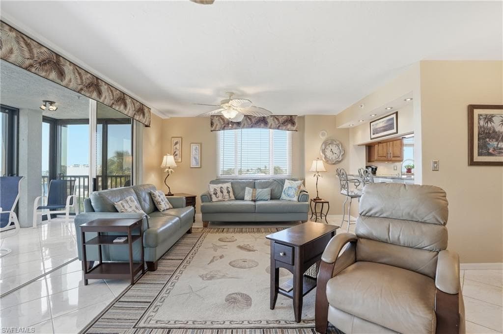 4745 Estero BLVD 304-10