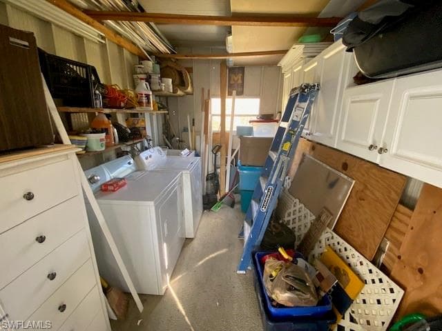 2738 Indianwood DR-31
