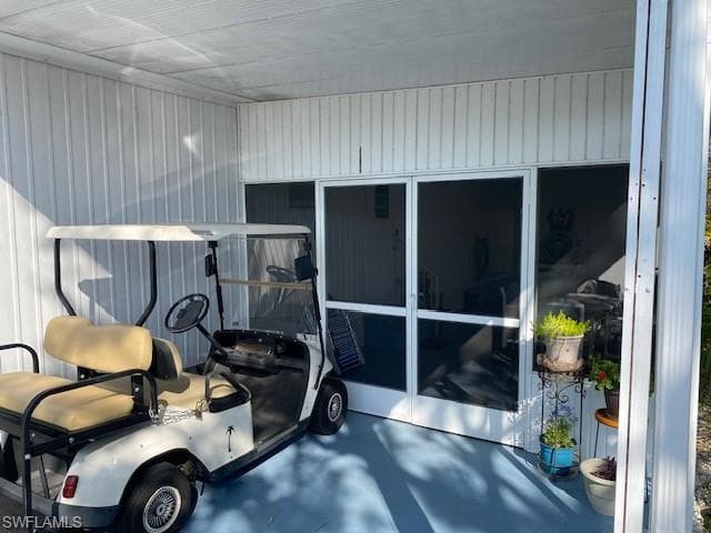 2738 Indianwood DR-28