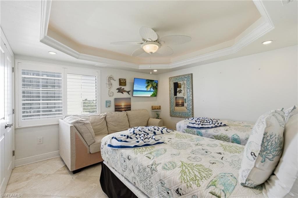 6660 Estero BLVD 502-26