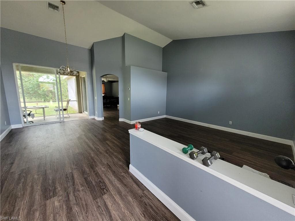 4409 Varsity Lakes DR-14