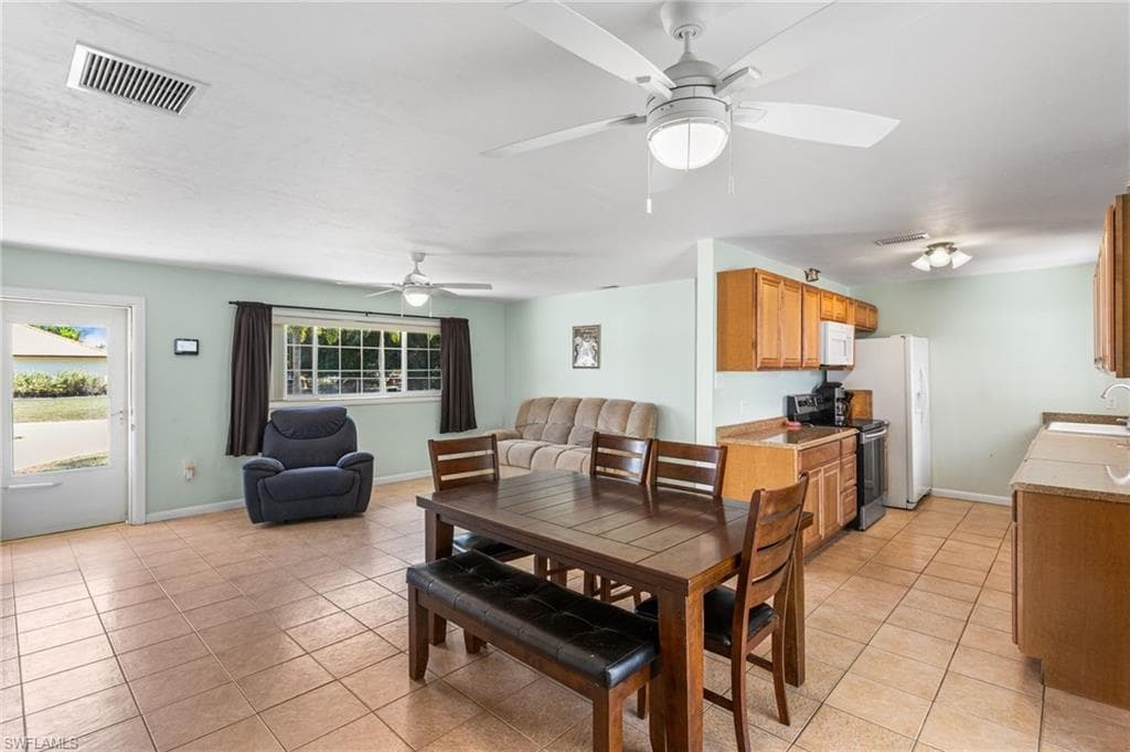 2803 W Cypress AVE-7