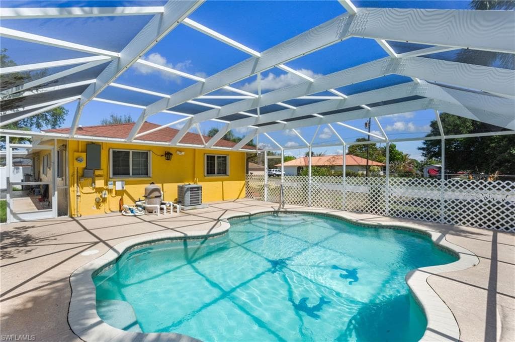 2803 W Cypress AVE-5
