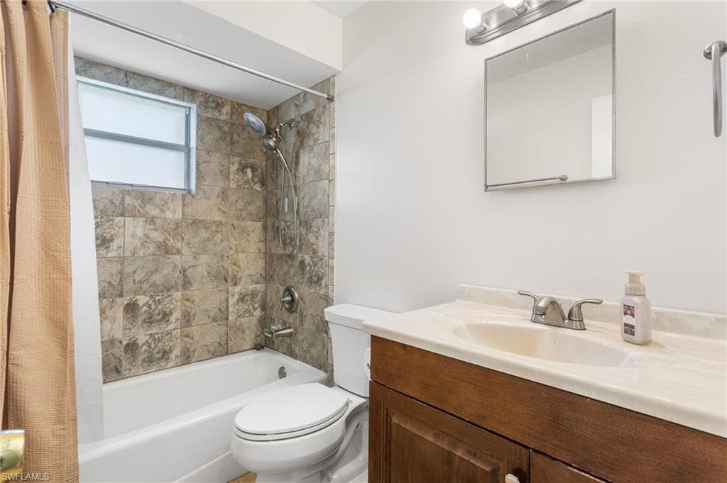 2803 W Cypress AVE-15