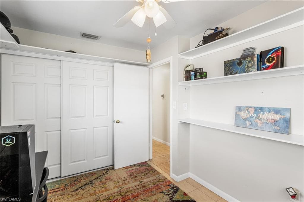 2803 W Cypress AVE-19