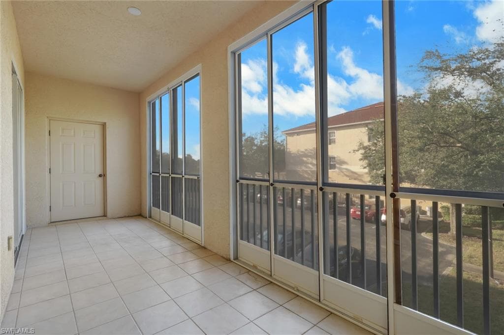 9025 Colby DR 2111-25
