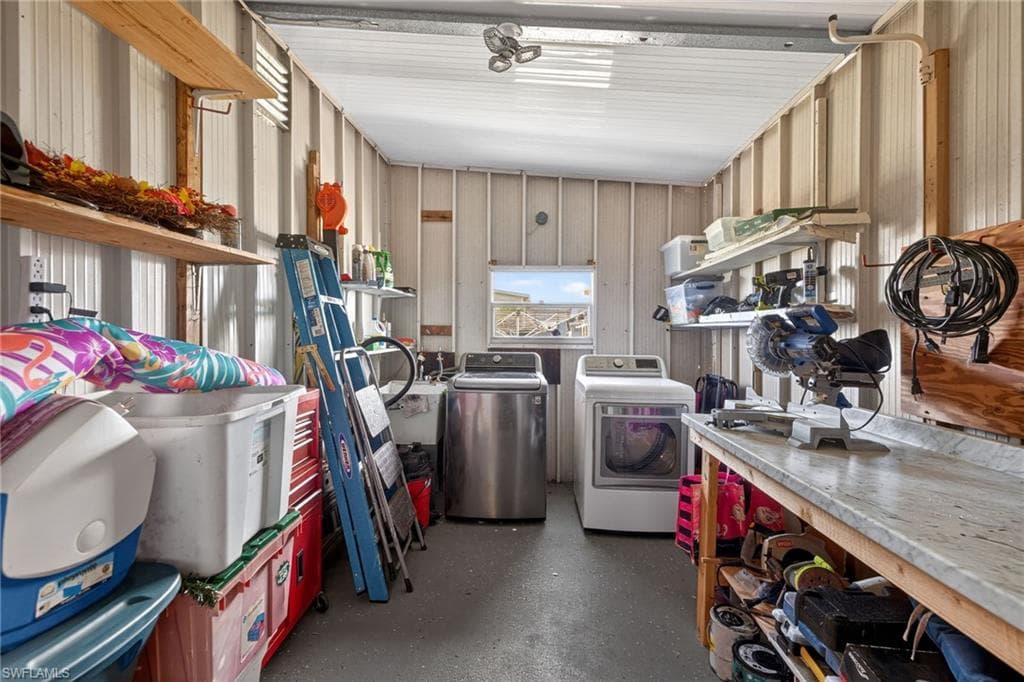 860 Moonlight DR-21