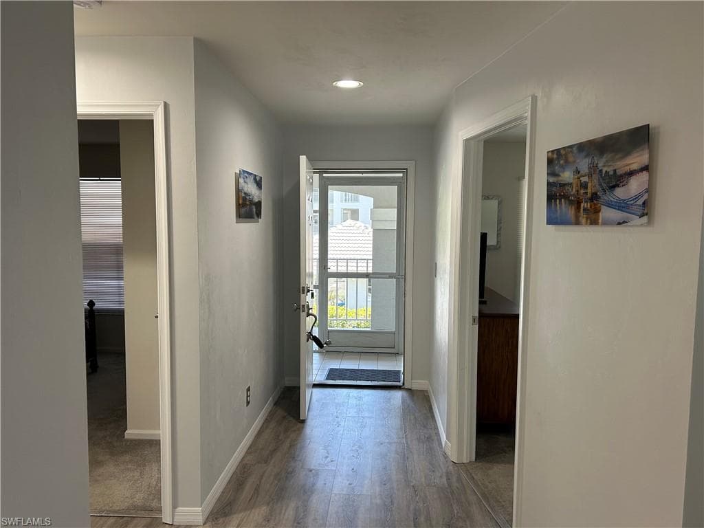 509 Roma CT 201-4