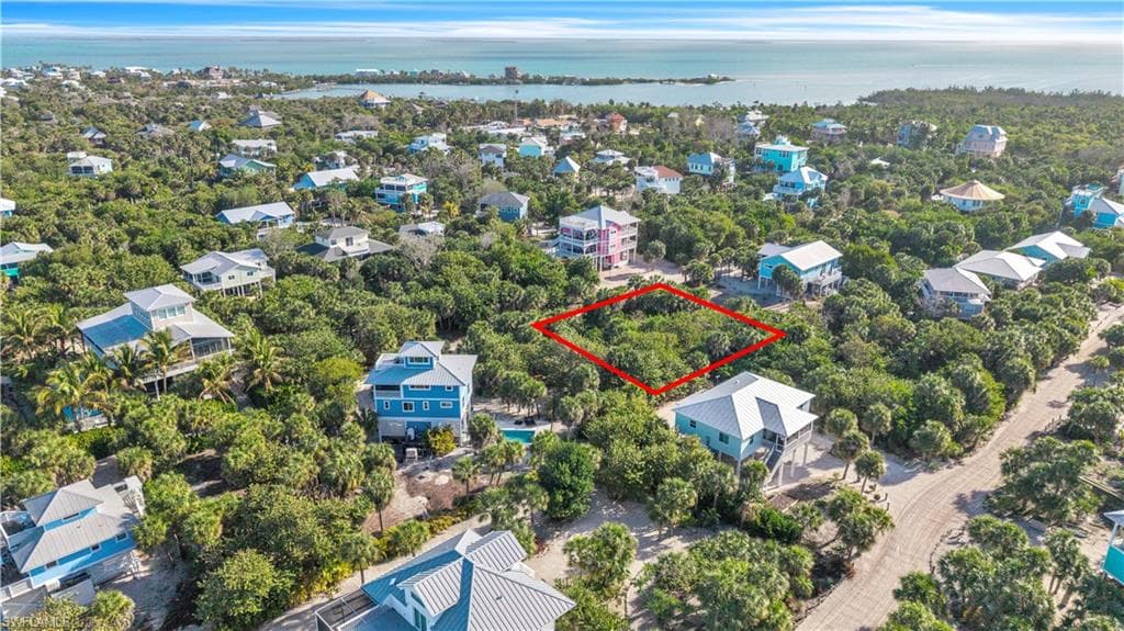 4521 Smugglers DR-6