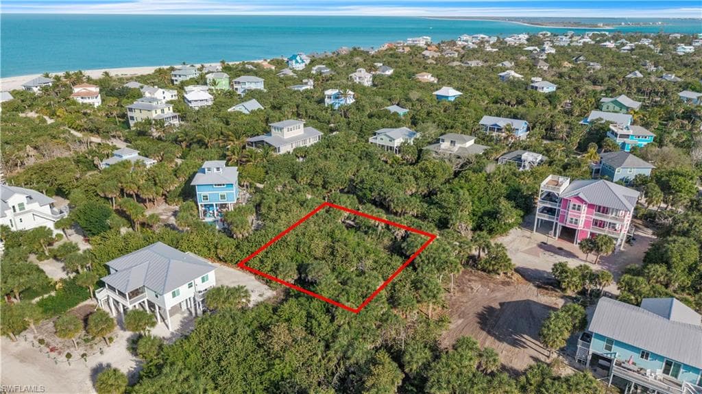 4521 Smugglers DR-12