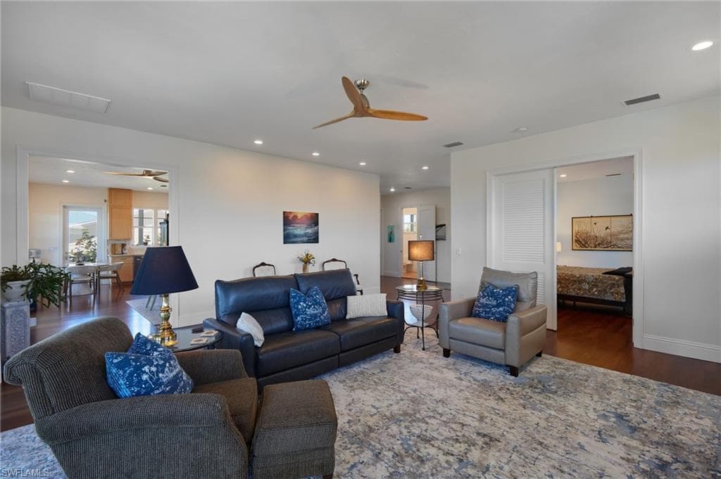 16247 Boyce DR-11