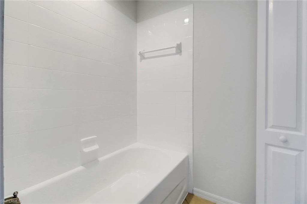 8451 Kingbird LOOP 334-16
