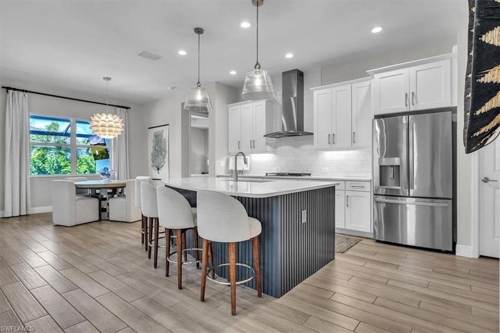 13861 Magnolia Isle DR-11