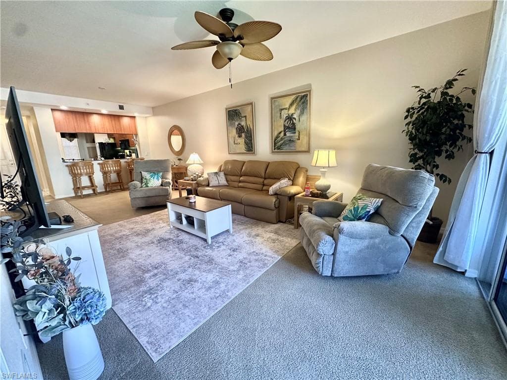 1133 Van Loon Commons CIR 203-1