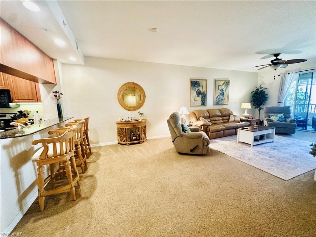 1133 Van Loon Commons CIR 203-20