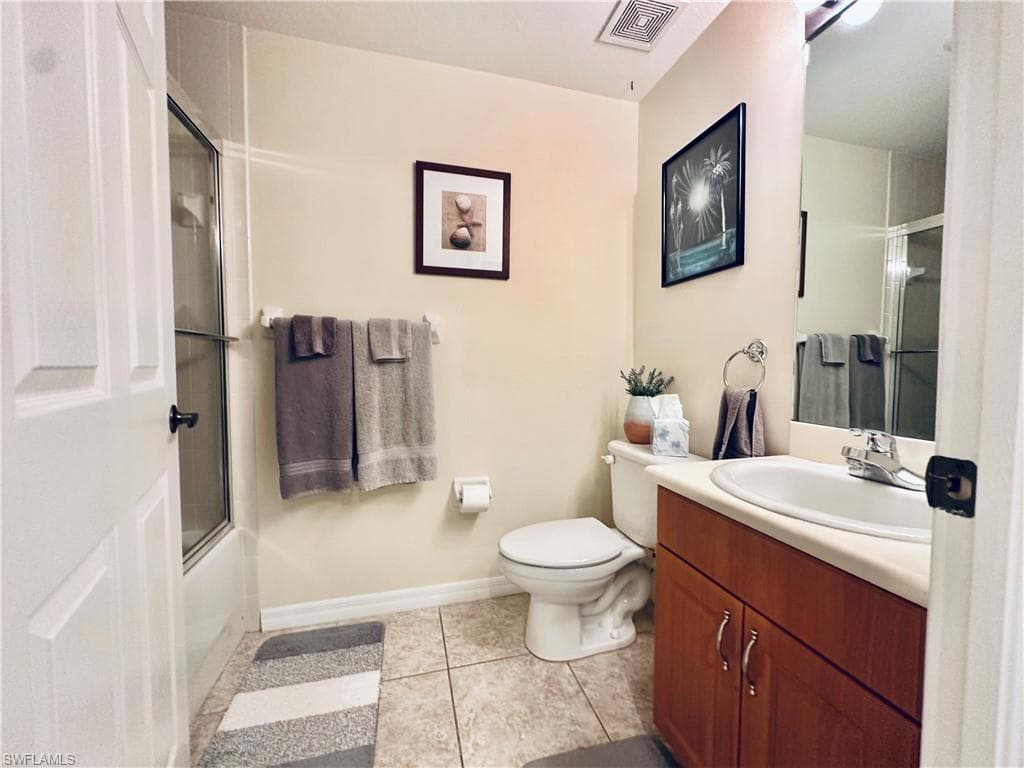 1133 Van Loon Commons CIR 203-18