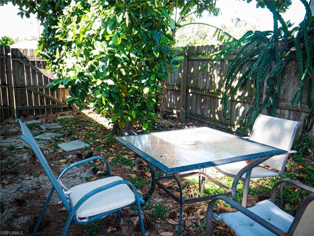 9140 San Carlos BLVD-27
